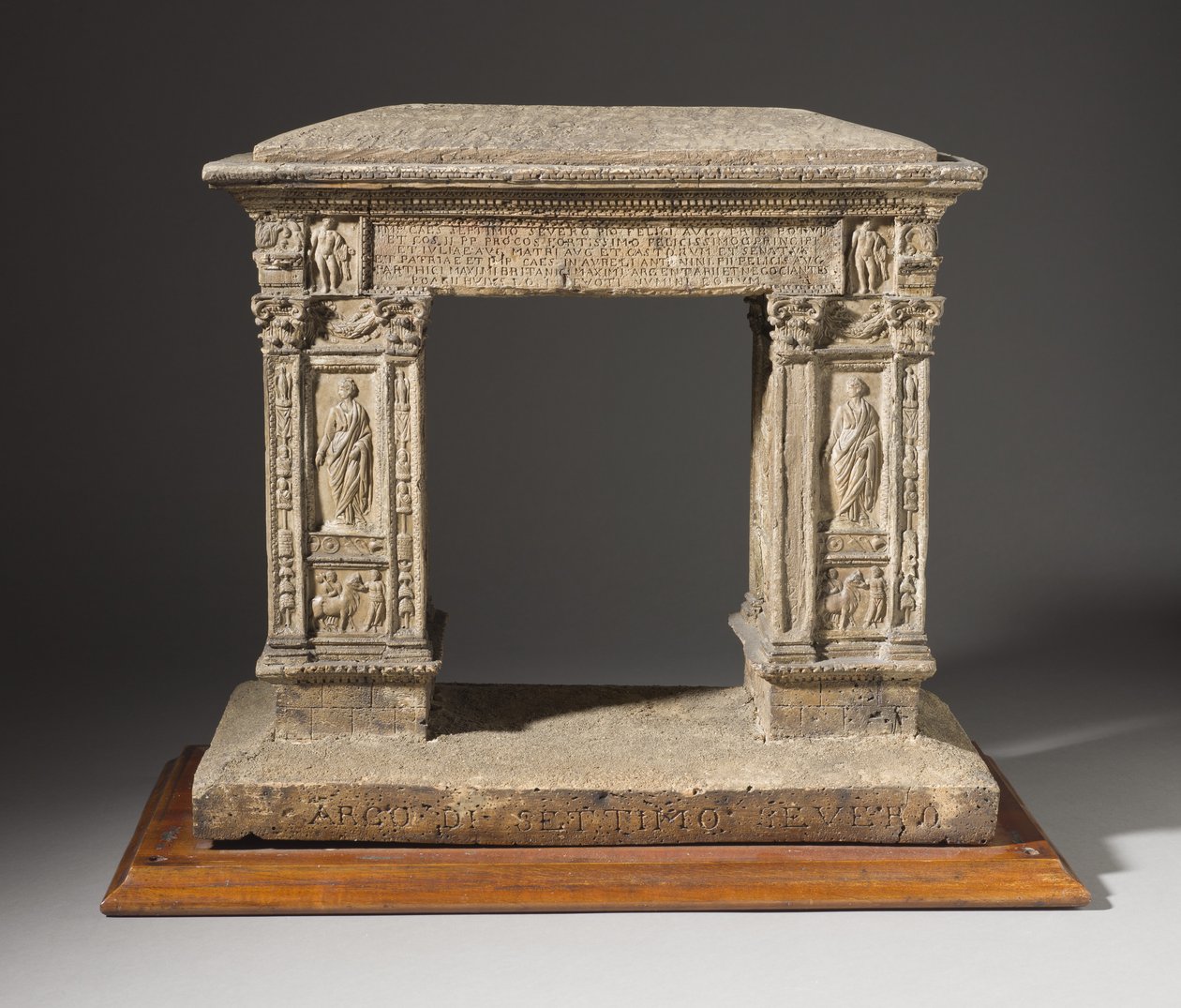 Model oblouku Argentarii, kolem 1792-95 (korek, tónovaný štuk a písek) od Carl May
