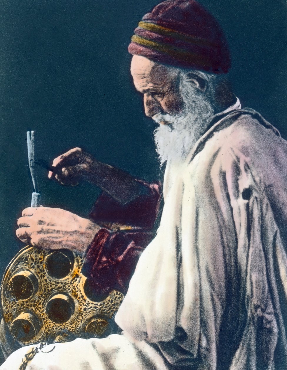 Maroko, židovský mědirytec, datum snímku: kolem roku 1910. Archiv Carla Simona od Carl Simon