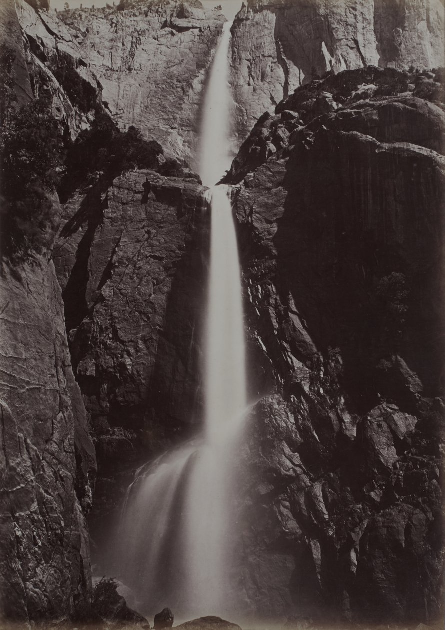 Yosemitské vodopády, pohled zdola, asi 1878 (albumenový tisk) od Carleton Emmons Watkins