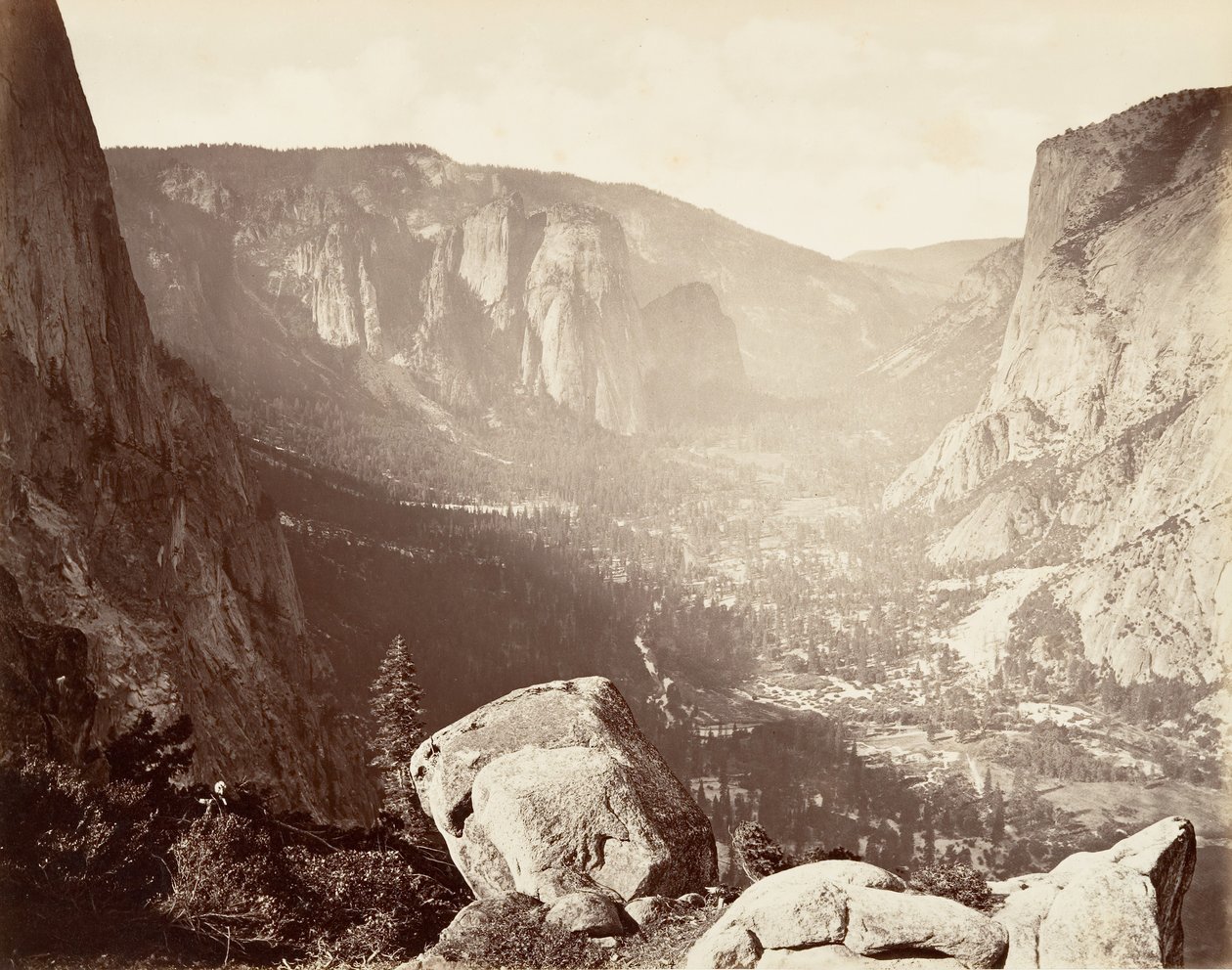 Yosemitské údolí z Union Point, ca. 1872, vytištěno ca. 1876. od Carleton Emmons Watkins