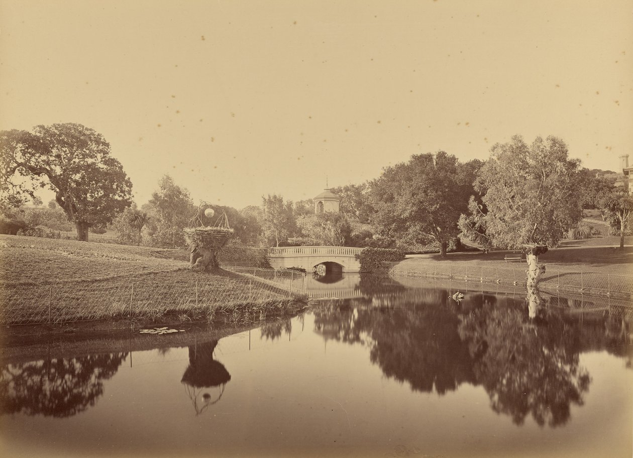Rybník a most, Thurlow Lodge od Carleton Watkins
