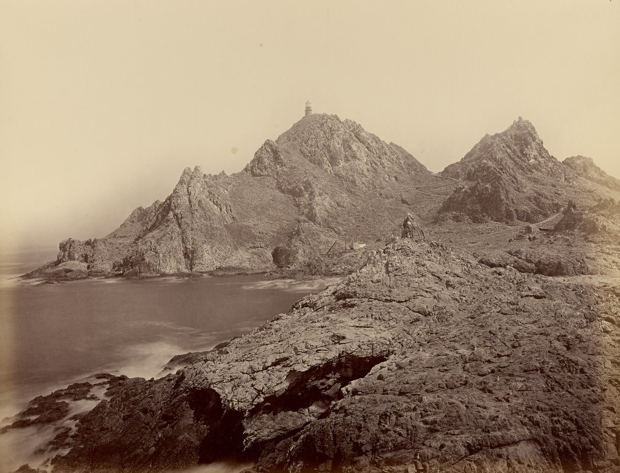[Pohled z ostrovů Sugar Loaf, Farallons] od Carleton Watkins