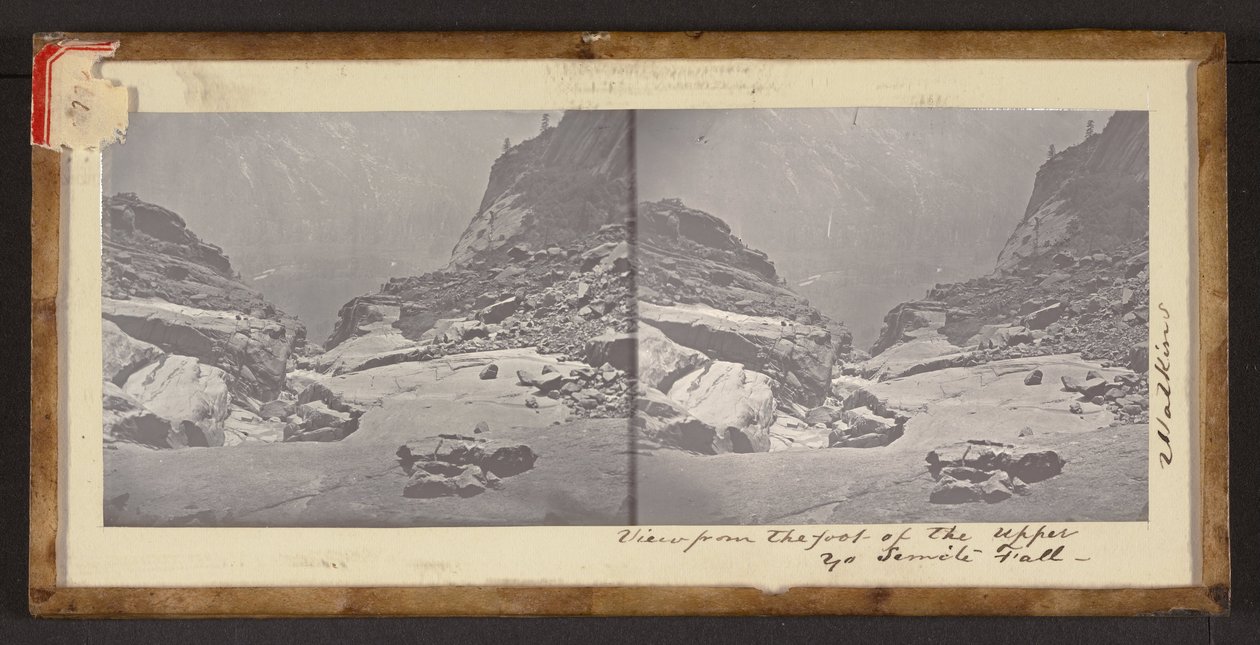 Pohled z úpatí vodopádu Upper Yo Semite od Carleton Watkins