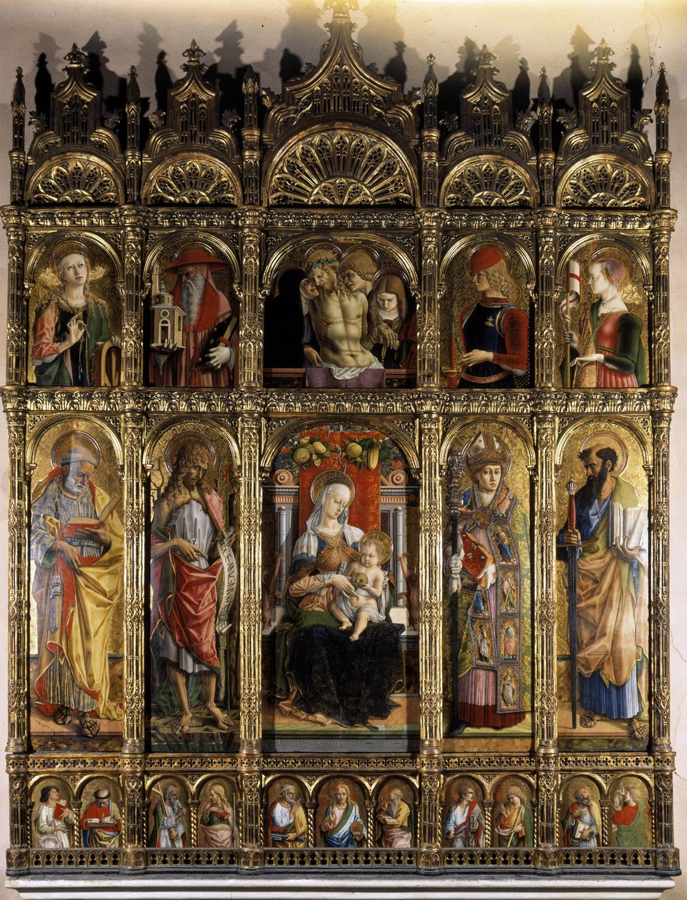 Polyptyc ukazuje Pietu a podřadná strana madonu s dítětem od Carlo Crivelli