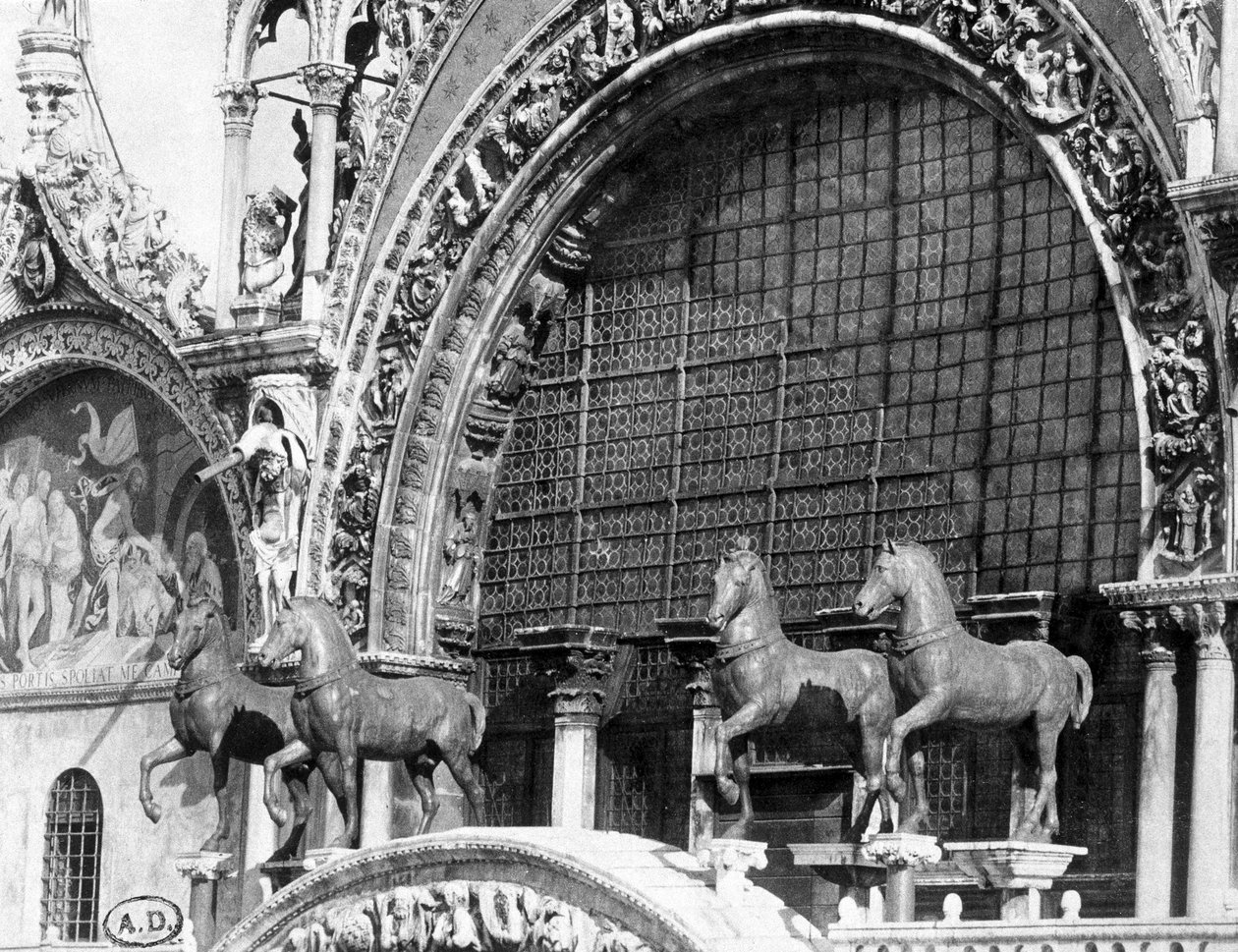 Koně baziliky San Marco v Benátkách - fotografie C. Naya od Carlo Naya