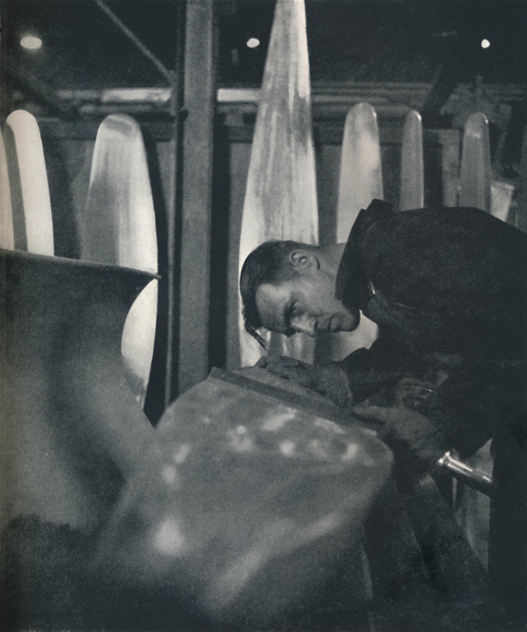 Měřící listy vrtule, 1941 od Cecil Beaton