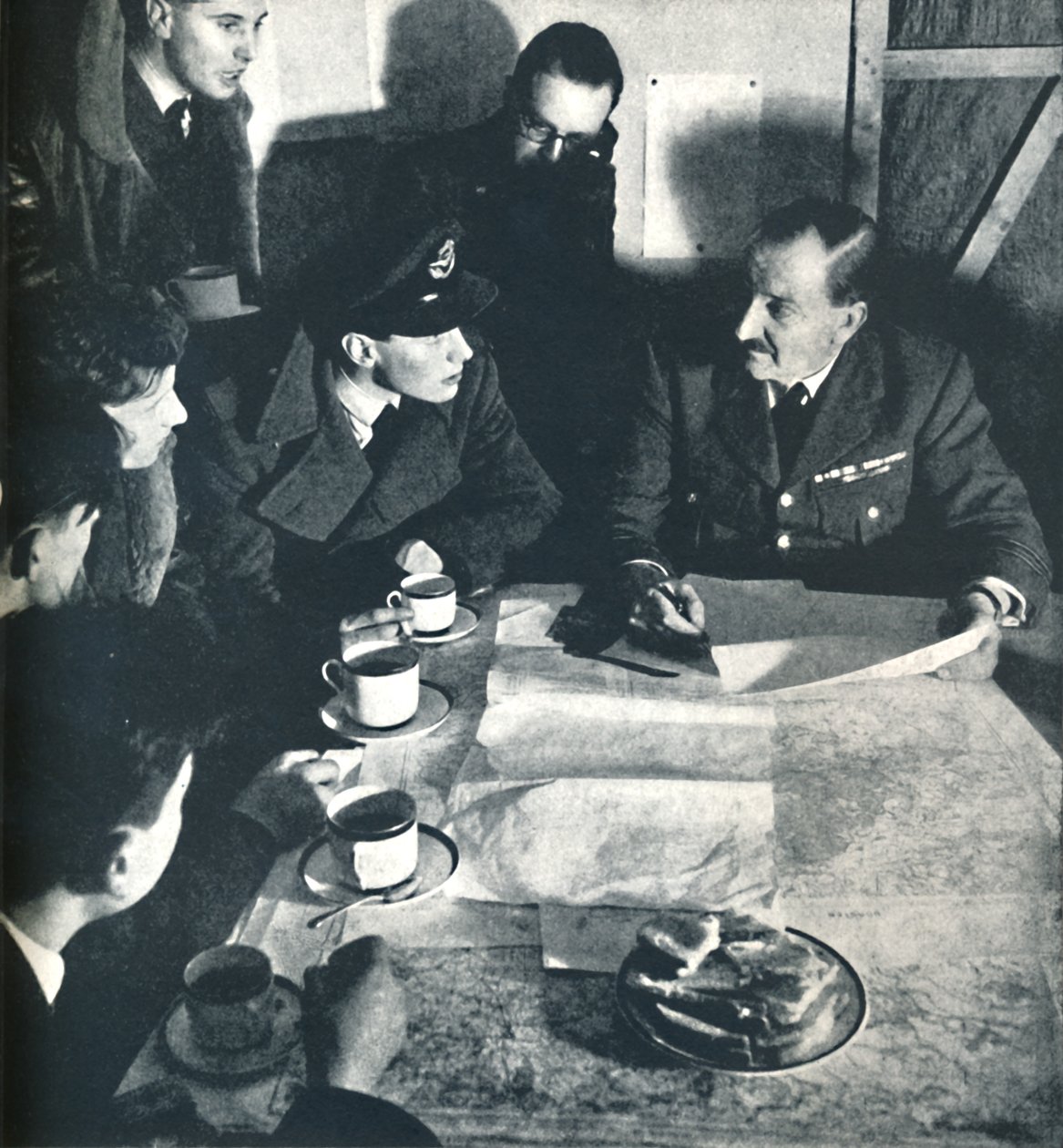Návrat: Výslech, 1941 od Cecil Beaton