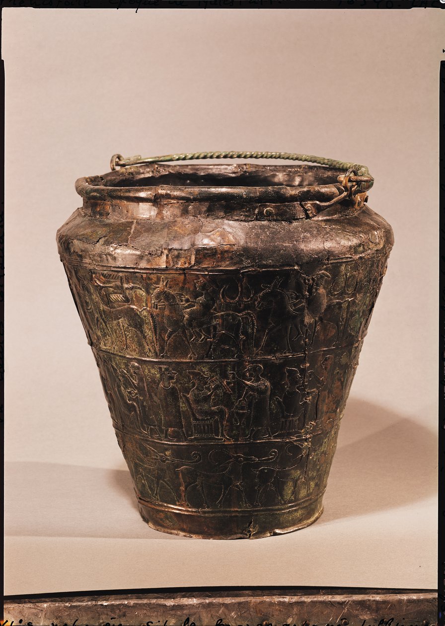 Situla se třemi ozdobnými pásy (bronz) od Celtic