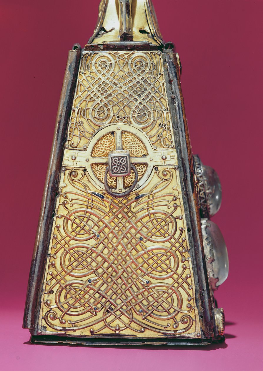 Stříbrná strana svatyně zvonu svatého Patrika, Armagh, Irsko, kolem roku 1100 (bronz se stříbrným a zlatým filigránem, křišťál a sklo) (viz také 226891) od Celtic