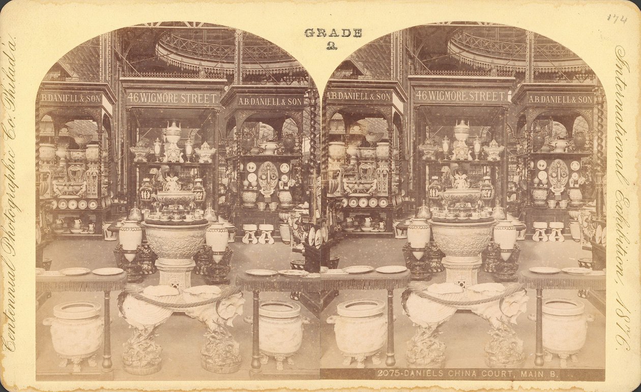 Pohled na čínský dvůr, hlavní budova, výstava stého výročí, Philadelphia od Centennial Photographic Co.
