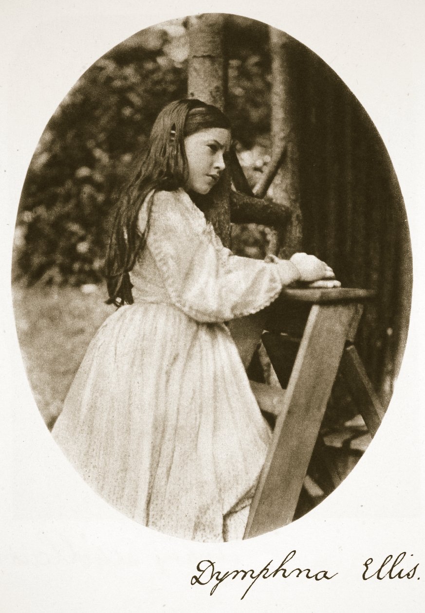 Dymphna Ellis, 25. července 1869 (sépiová fotografie) od Charles Lutwidge Dodgson