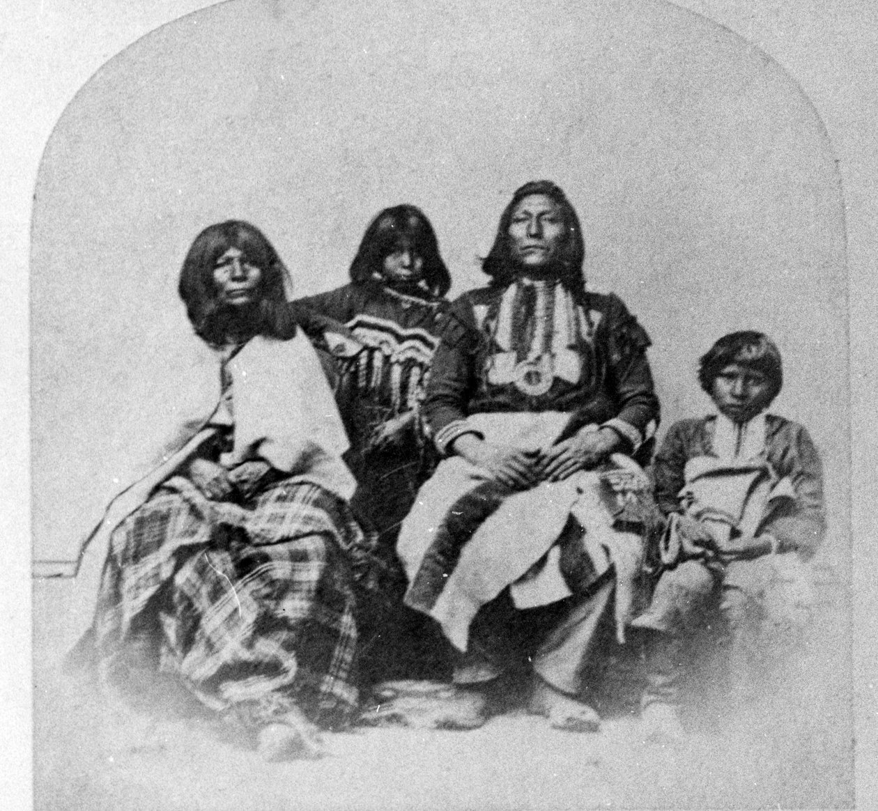 Rodina Ute, kolem 1870-75 od Charles Roscoe Savage