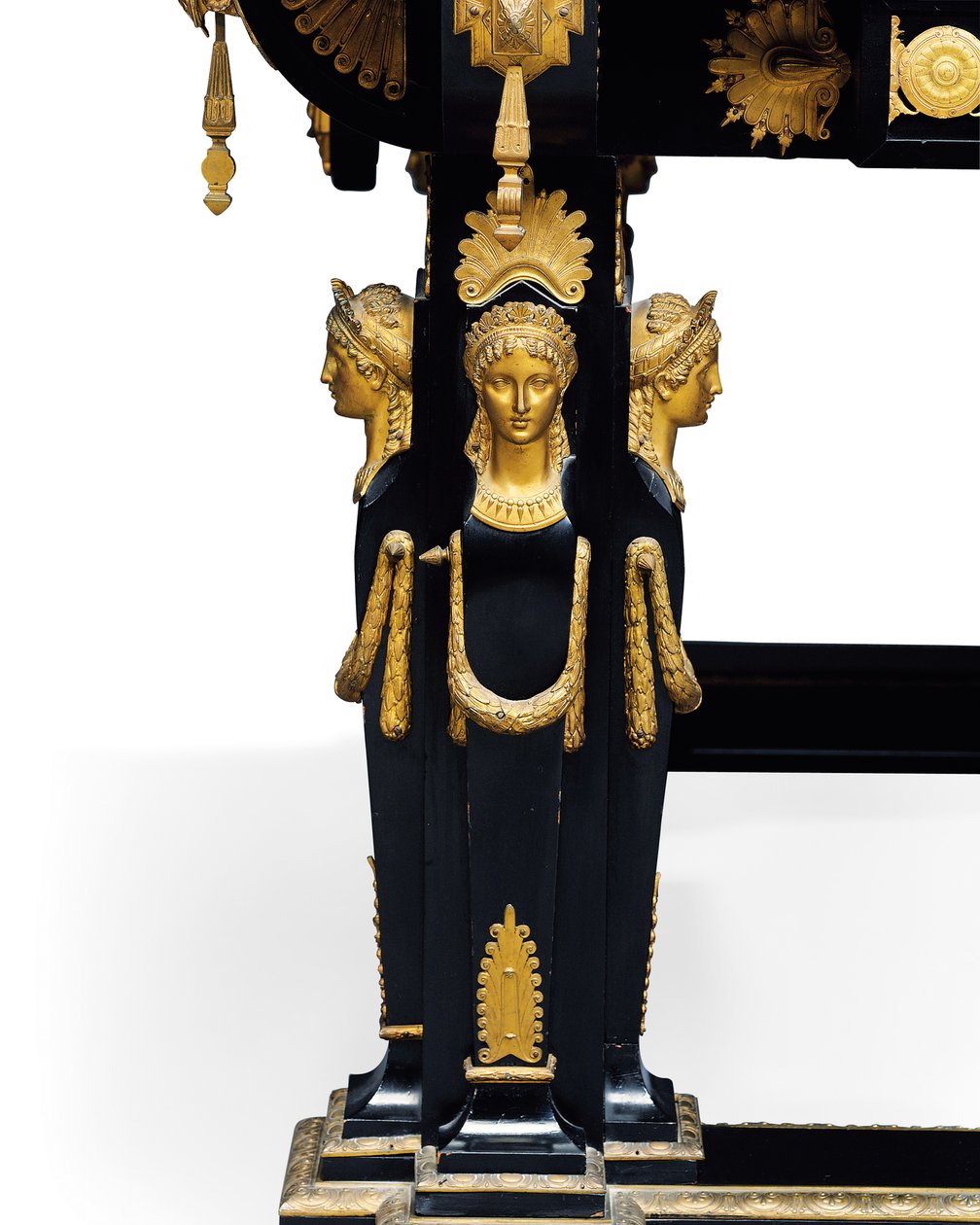 Stůl Napoleon III, navržený Jeanem Brandelym, intarzie E. Varlot, Paříž, kolem 1850-75 (ormolu, zlacená měď, eben a platan) od Charles Guillaume Diehl