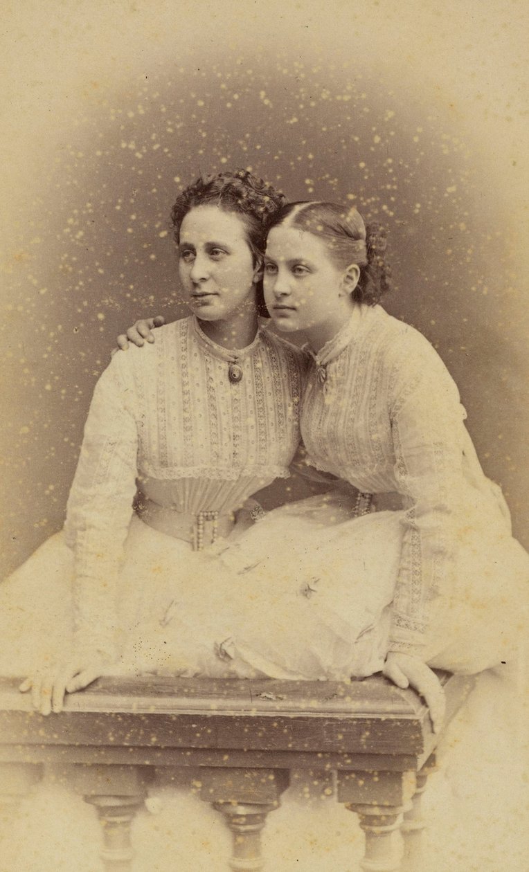 Alexandra Iossifovna Ruska (rozená princezna Alexandra Saxe Altenburg) a Olga Constantinovna Ruska - Portrét velkovévodkyně Alexandry Iosifovny (1830-1911) a velkovévodkyně Olgy Constantinovny Ruska (1851-1926), Bergamasco, Charles (Ka od Charles Bergamasco