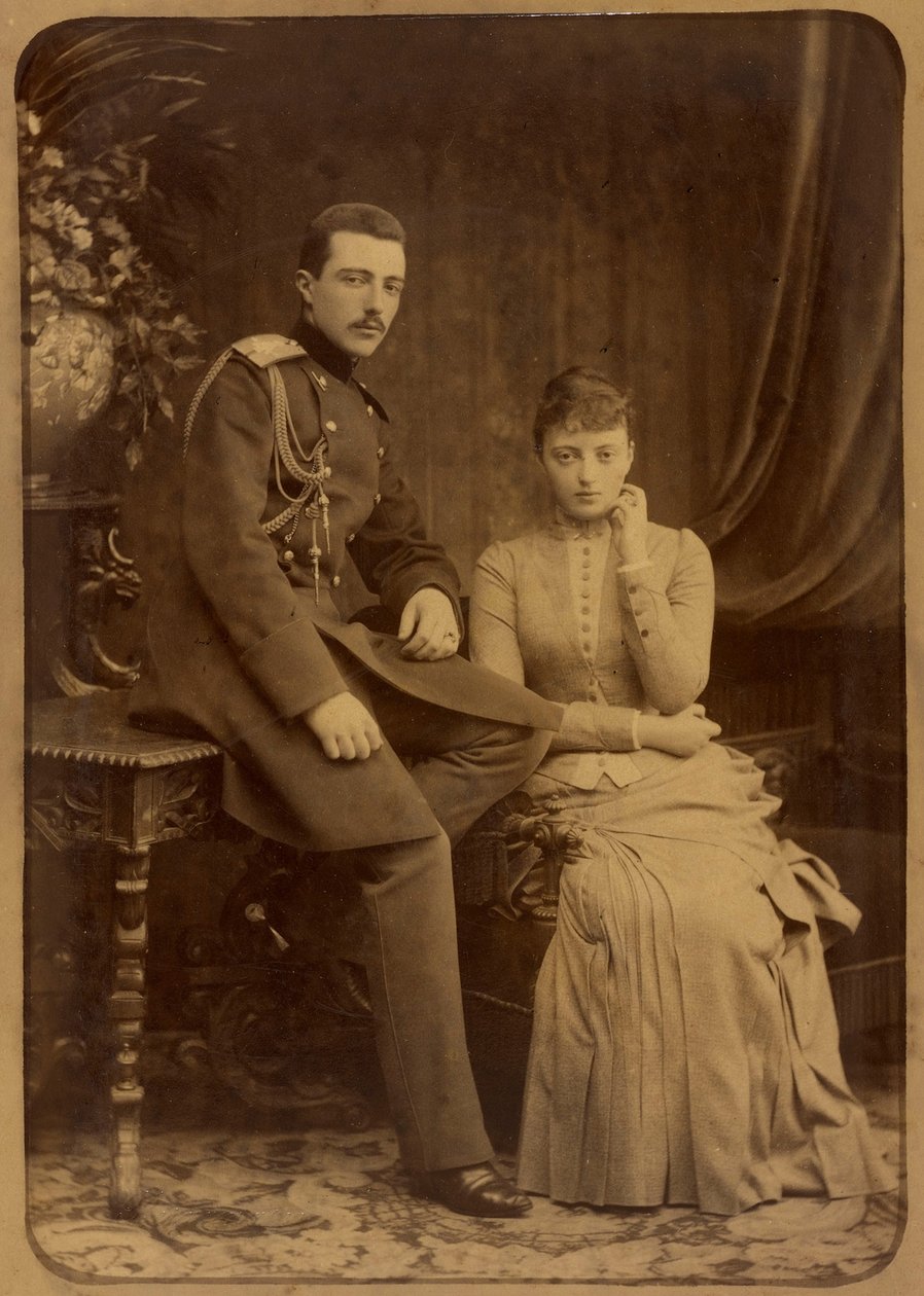 Michel Michajlovič de Russie a Anastasia Michajlovna de Russie - velkovévoda Michael Michajlovič Ruska a velkovévodkyně Anastasia Michajlovna Ruska, Bergamasco, Charles (Karl) (1830-1896). Albuminová fotografie, c. 1880. Ruský státní film a foto od Charles Bergamasco