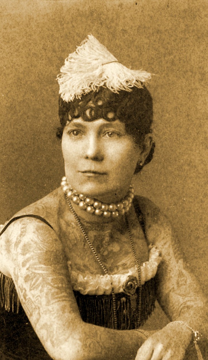 Portrét Nory Hildebrandtové kolem roku 1895 od Charles Eisenmann