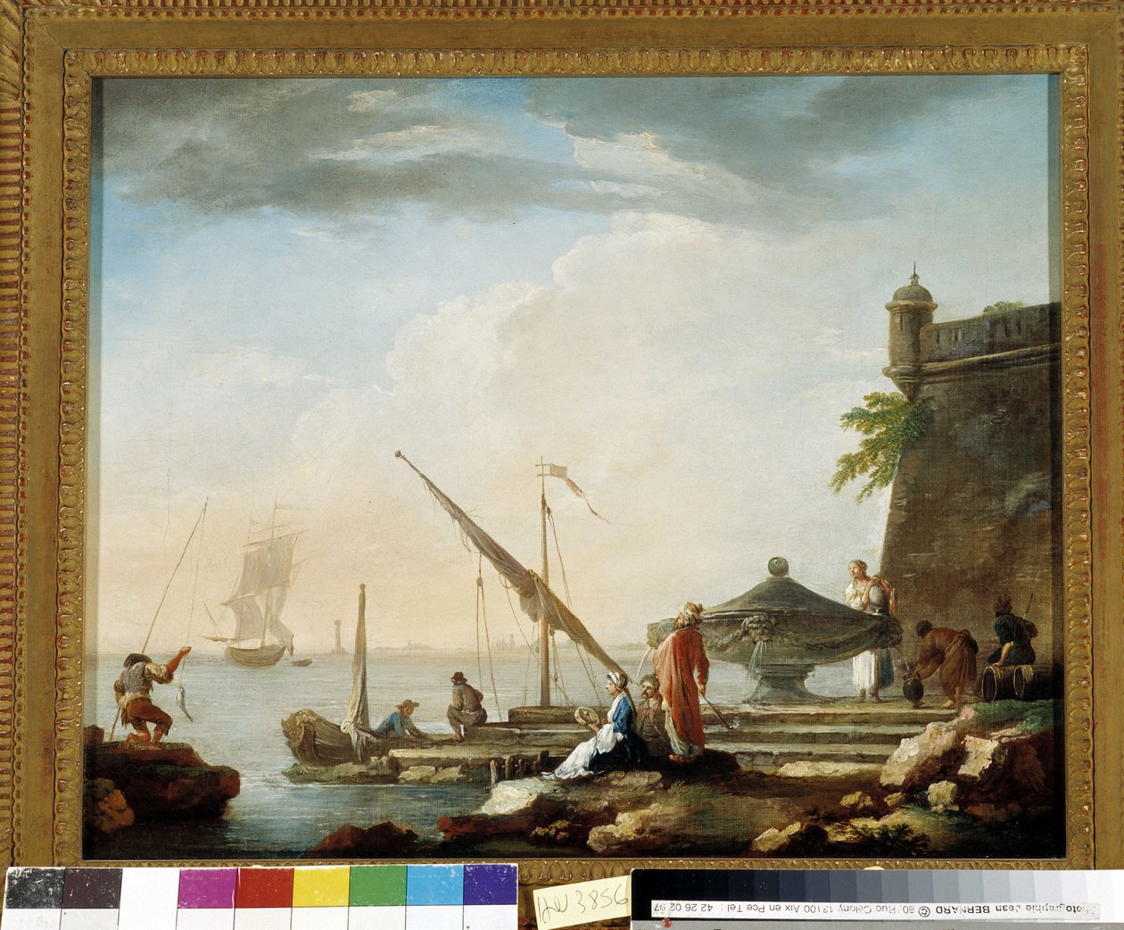 Středozemní přístav u fontány. Obraz Charlese Francoise Greniera de la Croix dit Lacroix de Marseille (1720-1782) Soukromá sbírka, Marseille. od Charles François Grenier de Lacroix