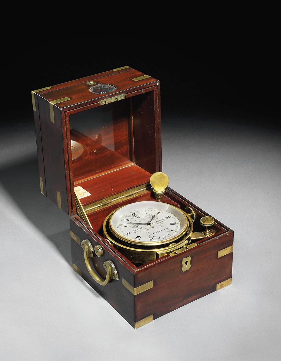 Viktoriánský dvoudenní námořní chronometr s Hartnupovým vyvážením, cca 1870 (namontovaný v mahagonu a mosazi) od Charles Frodsham