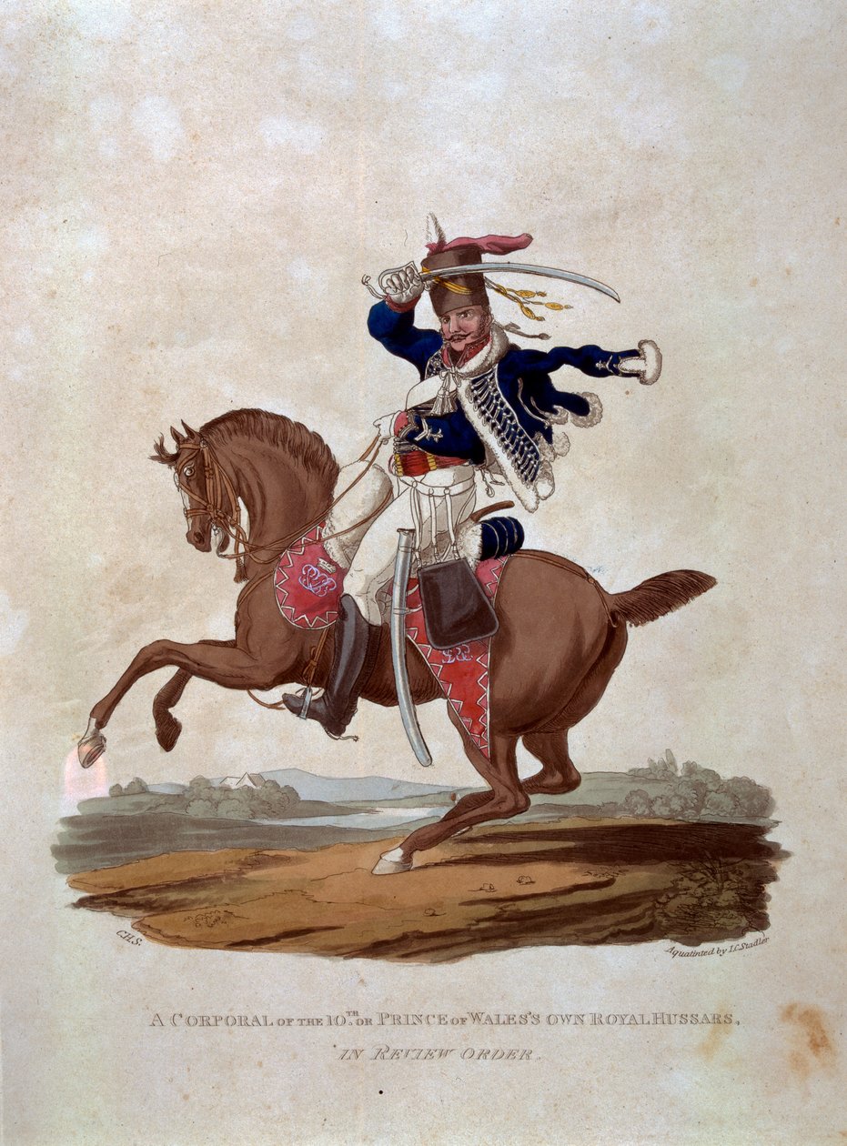 Desátník 10. královského husarského pluku prince z Walesu v přehlídkovém řádu, z knihy "Costumes of the Army of the British Empire, according to the last regulations 1812", vyryl J. C. Stadler, pub. od Charles Hamilton Smith