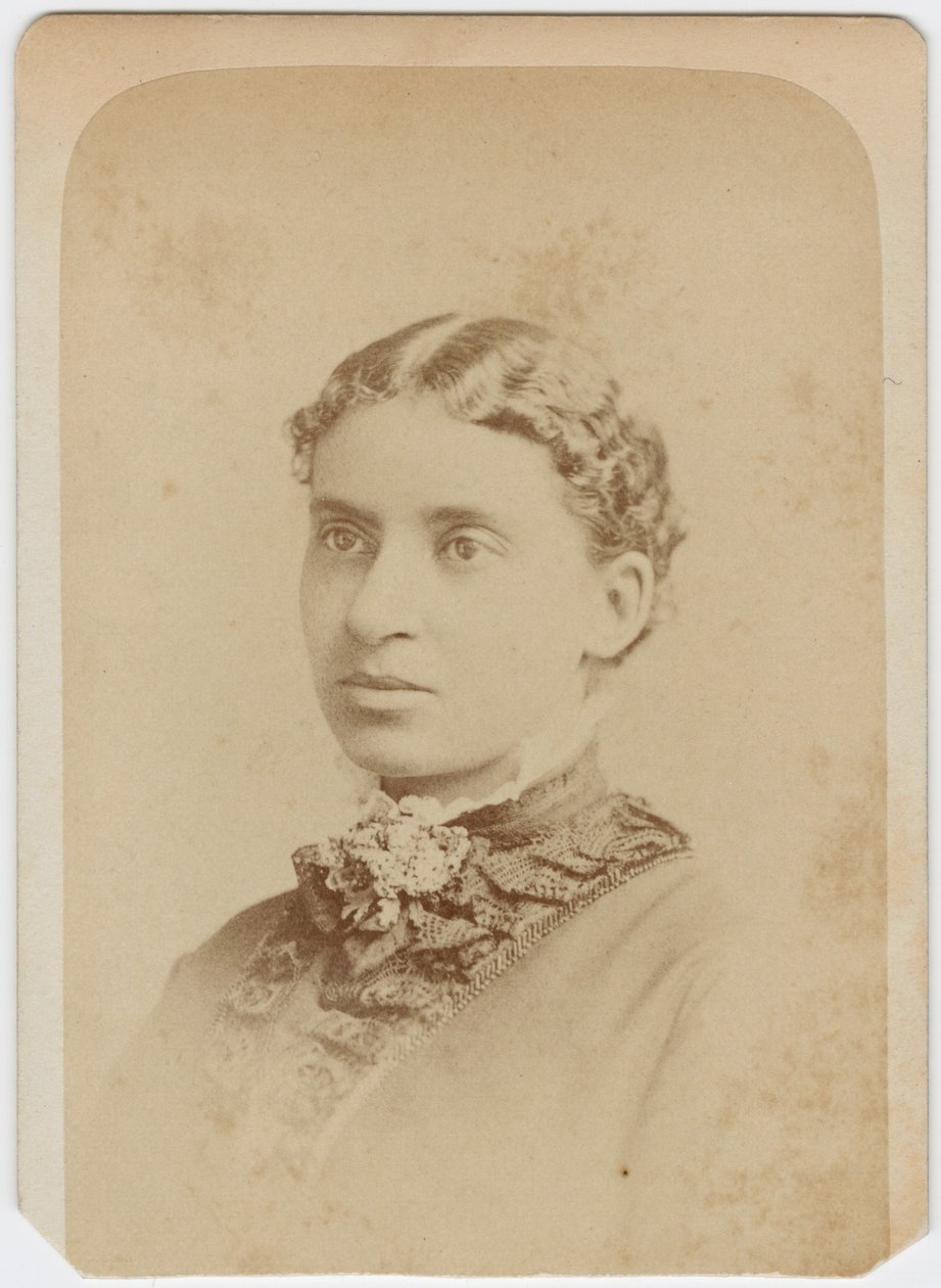 Carte de vision nebo Lottie Grimke, kolem roku 1870 od Charles Milton Bell