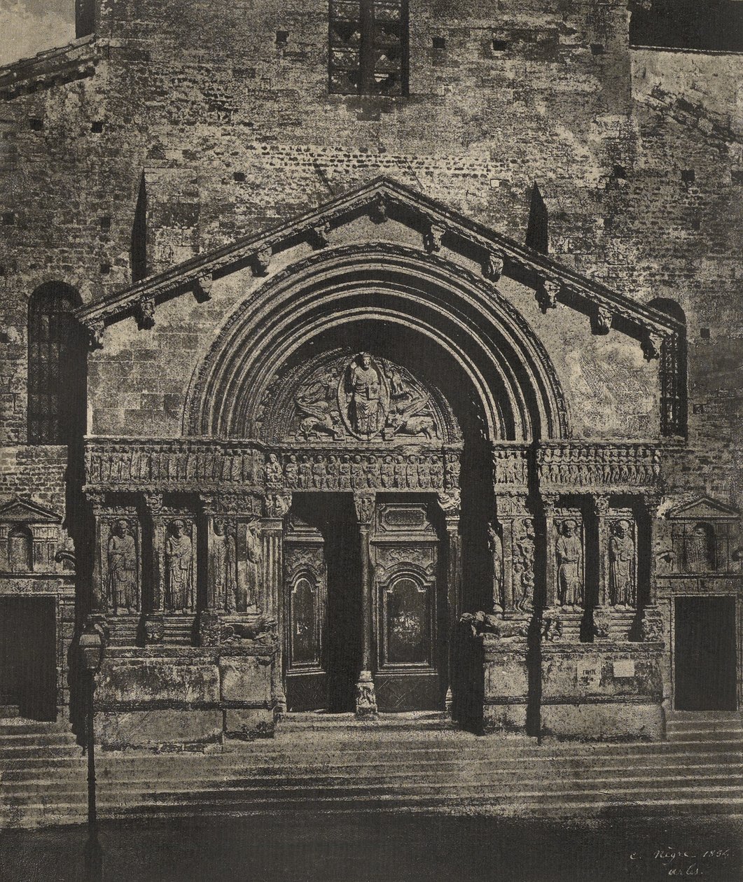 Portál Saint-Trophime v Arles od Charles Nègre