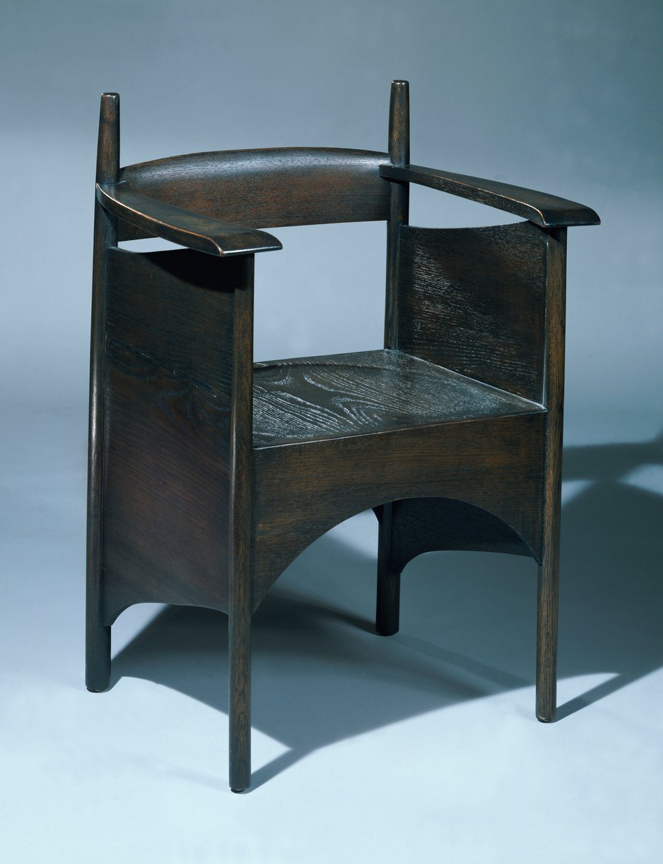 Křeslo navržené pro čajovny Argyle Street, Glasgow, 1896 od Charles Rennie Mackintosh