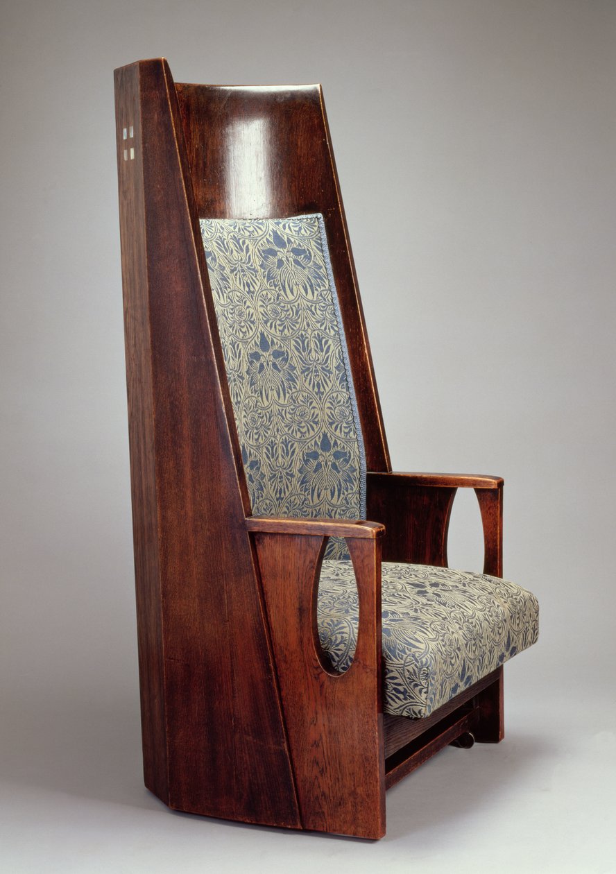 Jedno z páru křesel pro Modrou ložnici, HousHill, Glasgow, 1905 (mořený dub s perleťovou vložkou) od Charles Rennie Mackintosh