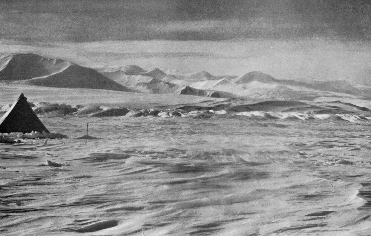 „Tlak na Beardmore Under the Cloudmaker Mountain“, c1911, 1913 od Charles S Wright