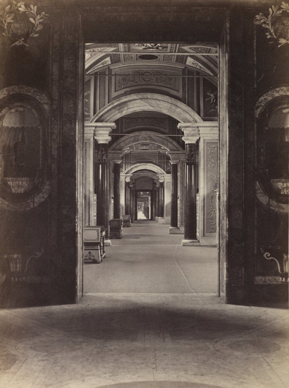 Vatikánská knihovna, asi 1860 (albumenový tisk z kolodiového negativu) od Charles Soulier