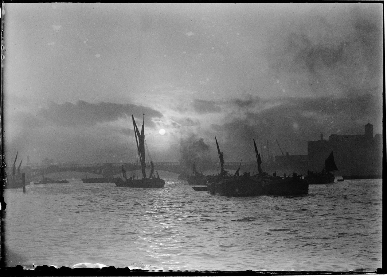 Vauxhall, Lambeth, Greater London Authority, 1920-1940. od Charles William Prickett