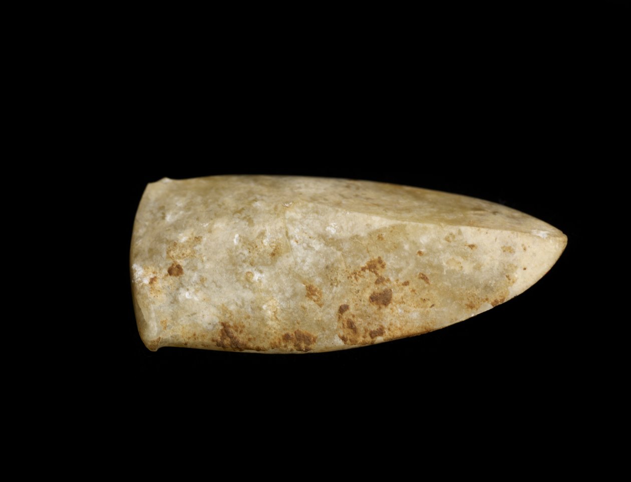 Amulet jazyka v podobě cikády od Chinese School