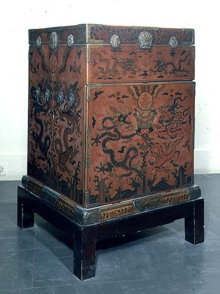 Cestovní truhla Wanli, 1613 (lak) od Chinese School