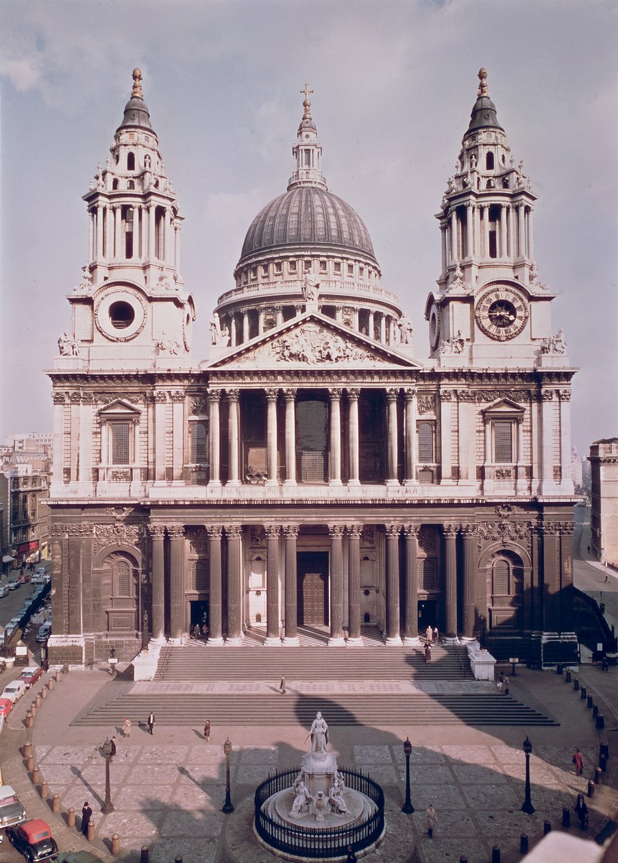 Pohled na exteriér, postaven 1695-1711 od Christopher Wren