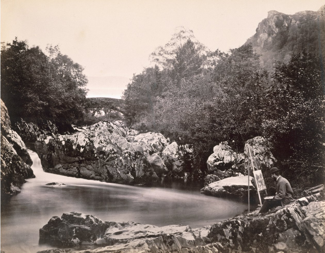 Most Lledr, poblíž Bettws-y-coed (tisk alba z mokrého kolodiového negativu) od Clarence Henry White