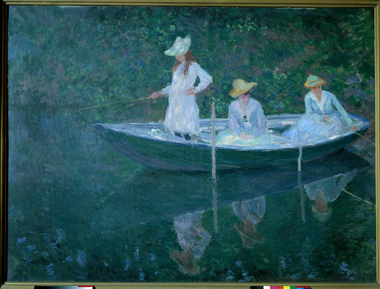 Loď v Giverny nebo v norštině. Dcery madame Hoschede, druhé manželky umělce, Germaine, Suzanne a Blanche, kolem roku 1887. Malba Clauda Moneta (1840-1926), Olej na plátně (0,98 x 1,31 cm). Musee d