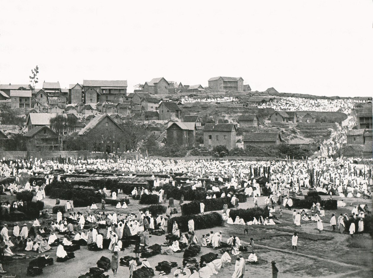 The Market Place, Antananarivo, Madagaskar, 1895. od Colonel Stewart