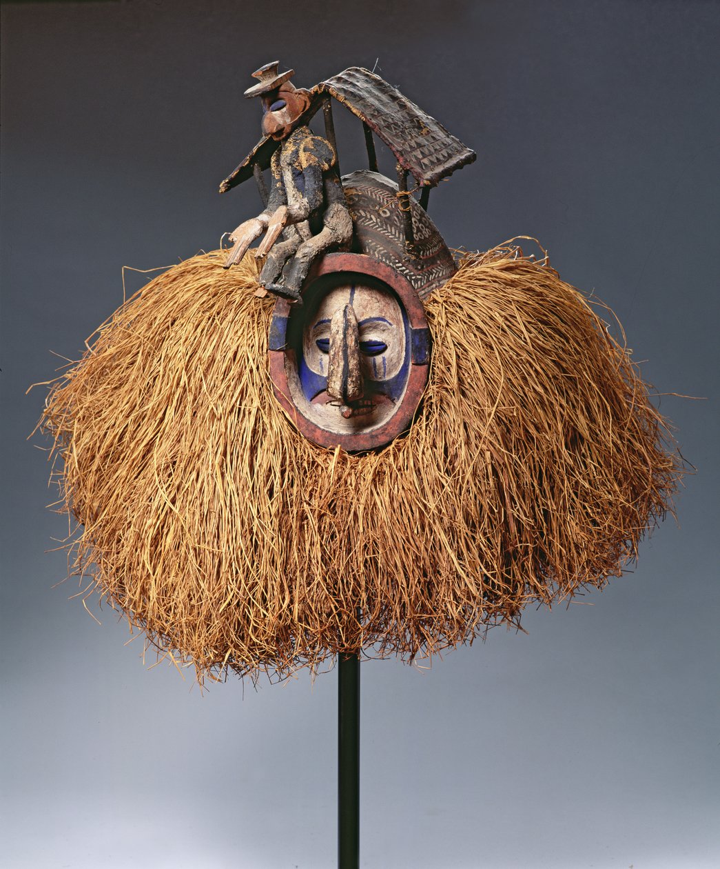 Maska (dřevo a vlákna) (viz také 181648) od Congolese