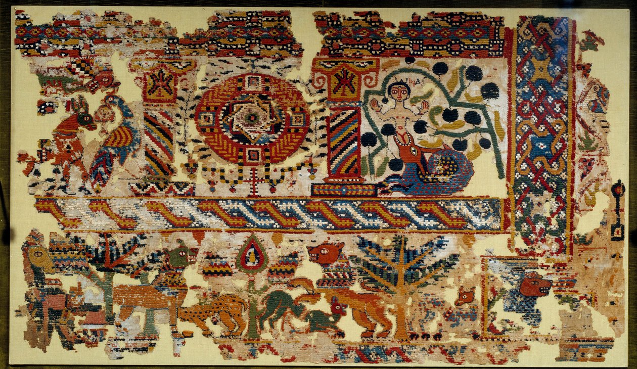 Koptské umění: závěsy za triumfem kříže. Rozměr: 1,20 x 2,10 m. Paříž, Musee du Louvre od Coptic Coptic