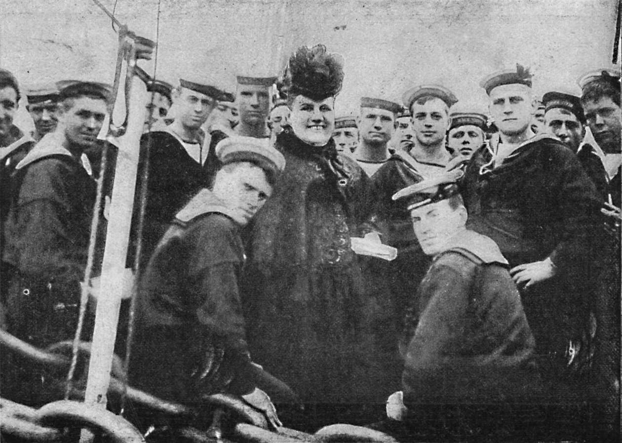 „Matka námořnictva, která chlapce odvážela do Číny, 1900 od Cribb