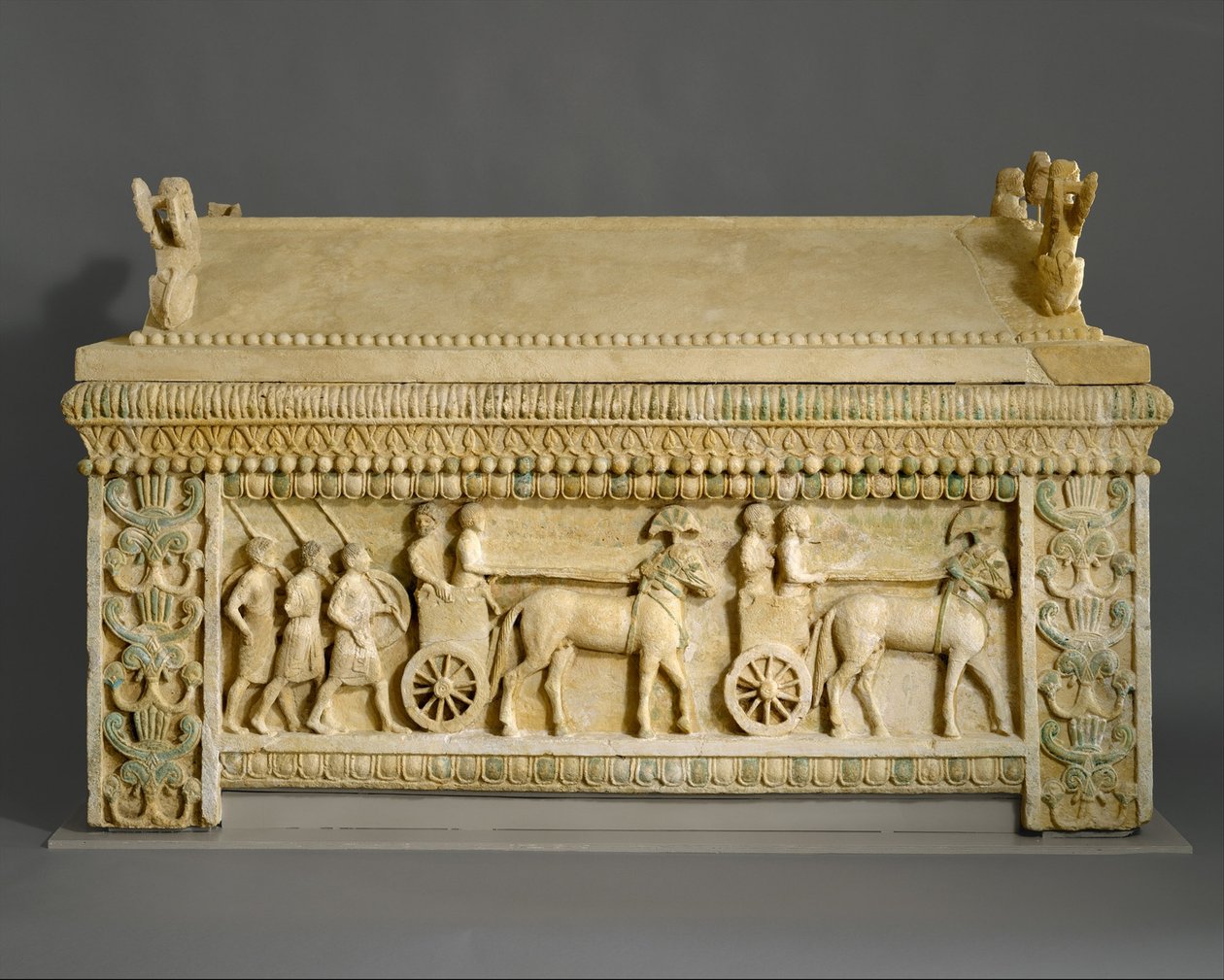 Vápencový sarkofág: sarkofág Amathus, cca 460 př. n. l. (tvrdý vápenec) od Cypriot