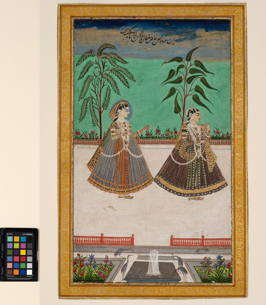Dvě ženy z harému Tana Shah z Golcondy, kolem roku 1800 (neprůhledný akvarel a zlato na papíře, připevněno na stránce alba) od Deccani School