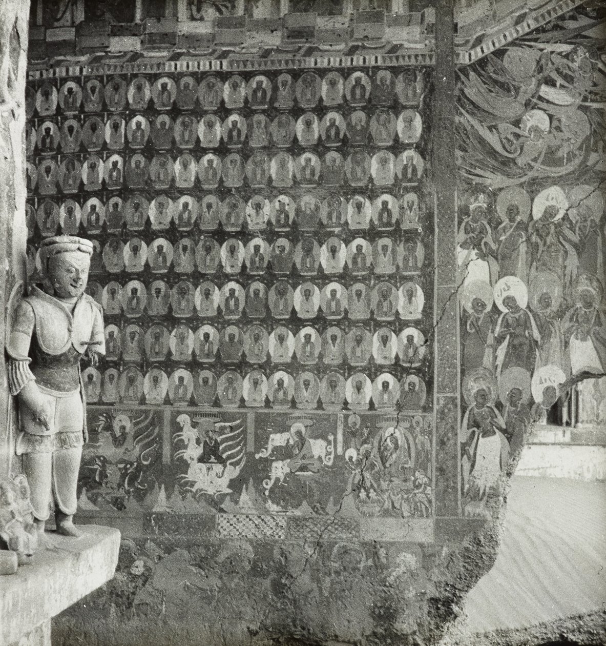Jeskyně 257, přední část severní stěny, jeskyně Dunhuang, Čína, Foto 1275/1 (44) od Desmond Parsons