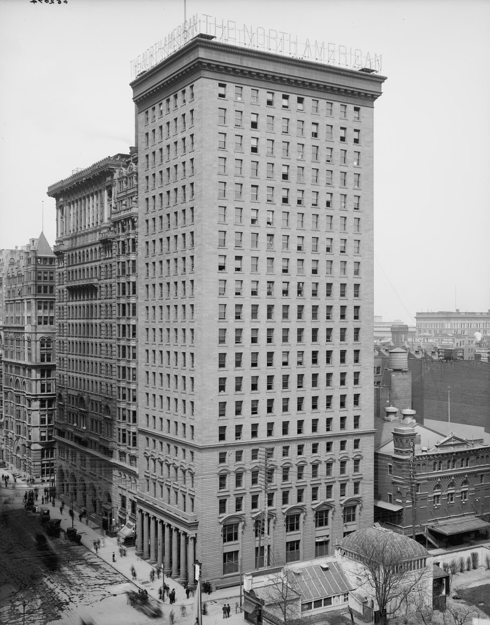 The North American and Real Estate Trust Buildings, Philadelphia, Pennsylvania, c.1897-1910 od Detroit Publishing Co.
