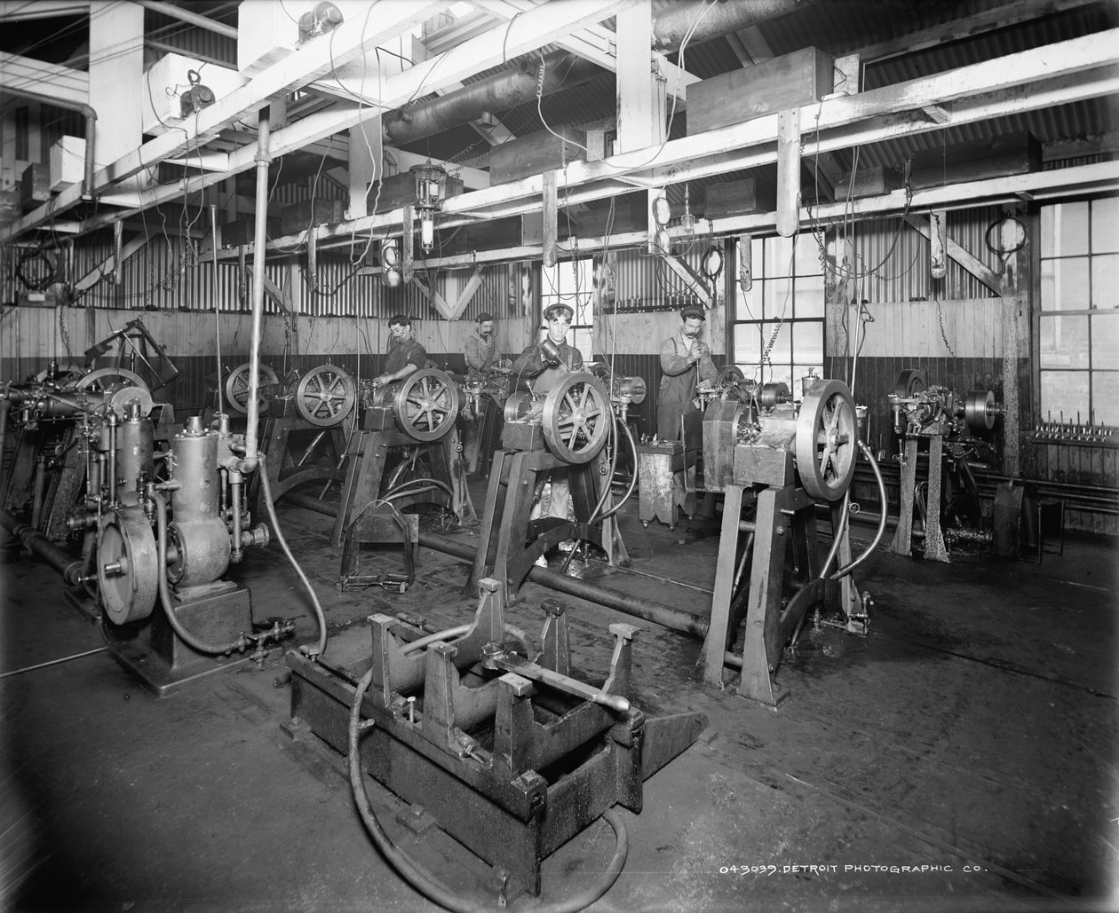 Zkušebna, Leland & Faulconer Manufacturing Company, Detroit od Detroit Publishing Co.