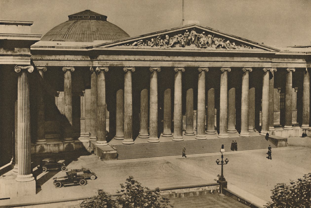 Kolonádová fronta Britského muzea na místě starého Montague House, c1935. od Donald McLeish