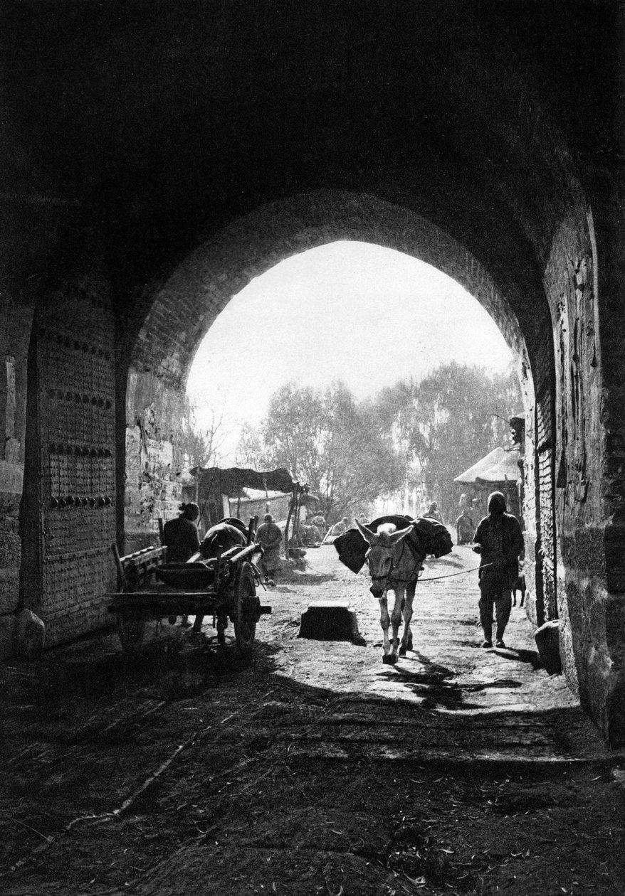 Nan Shih Men, brána, Peking od Donald Mennie