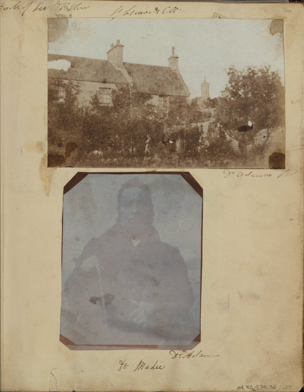 Dr. Mudie od Dr. John Adamson