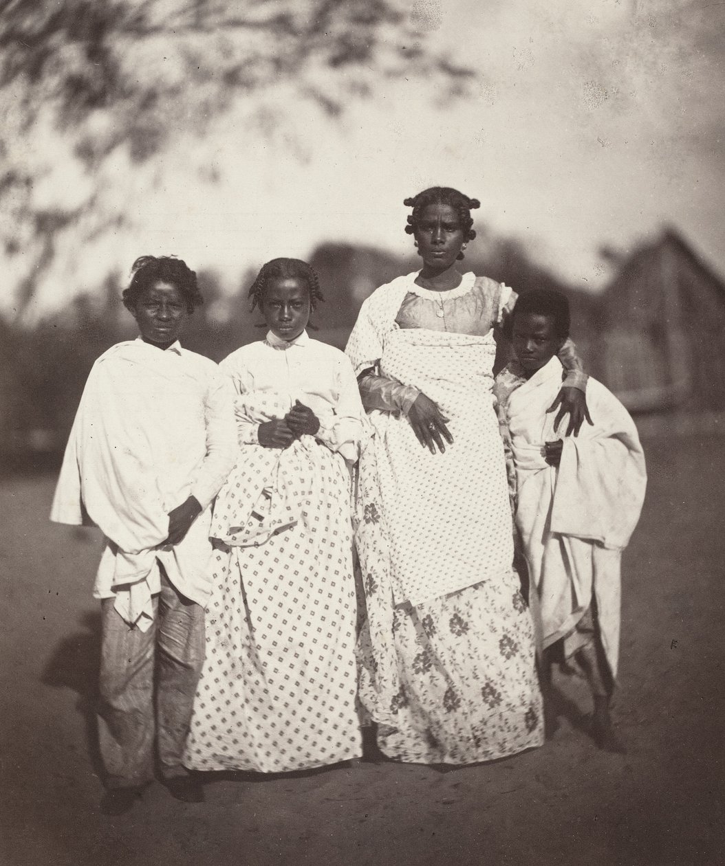 Madagaskar a její děti Madagaskar a její děti Talíř 3, 1863. od Désiré Charnay
