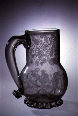 Foukaný a diamantovým hrotem rytý korbel (sklo) od Dutch School