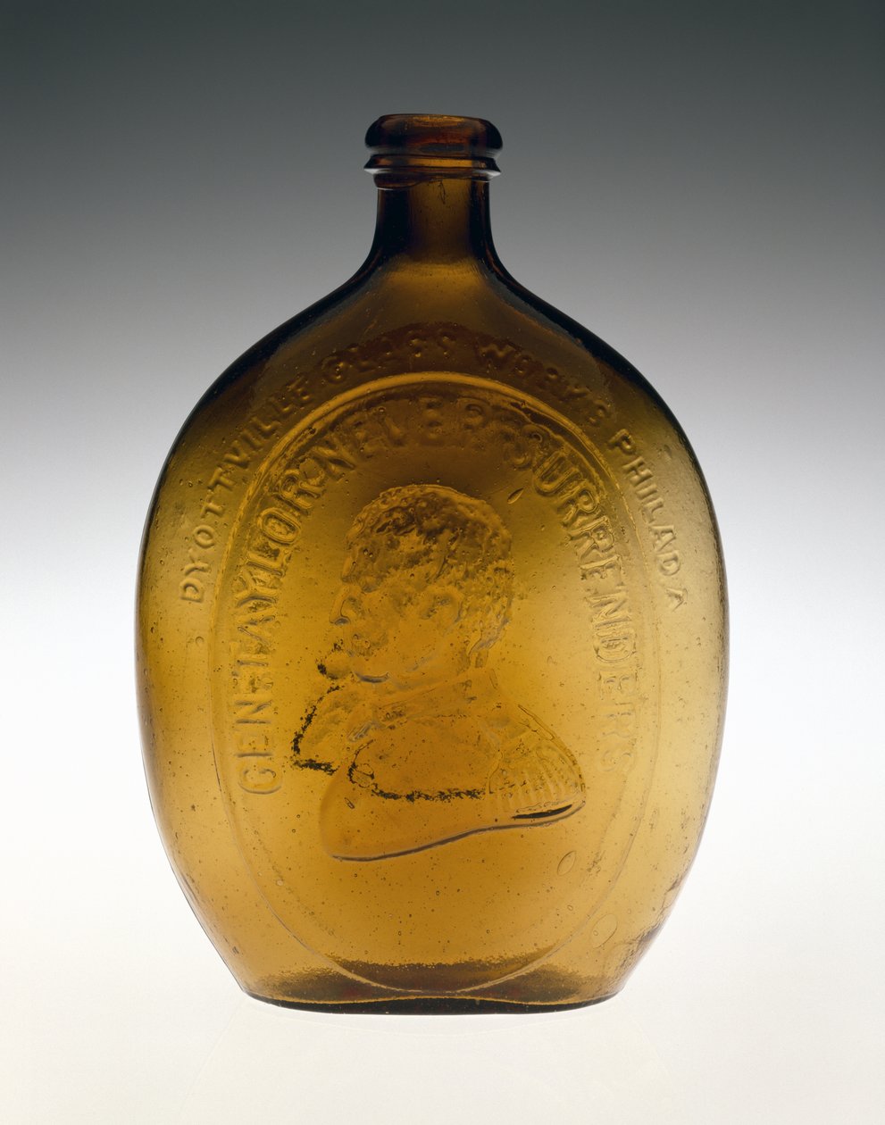 Figurovaná baňka, c. 1847 (bezolovnaté sklo) od Dyottville Glass Works
